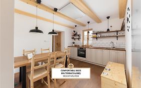 Hisa Na Soncu / Sun House