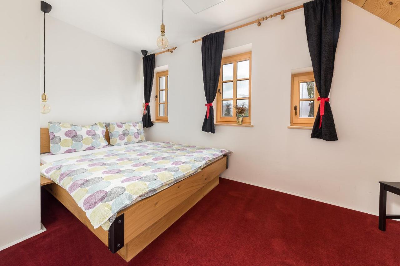 Hisa Na Soncu / Sun House Appartement Zgornje Gorje Buitenkant foto
